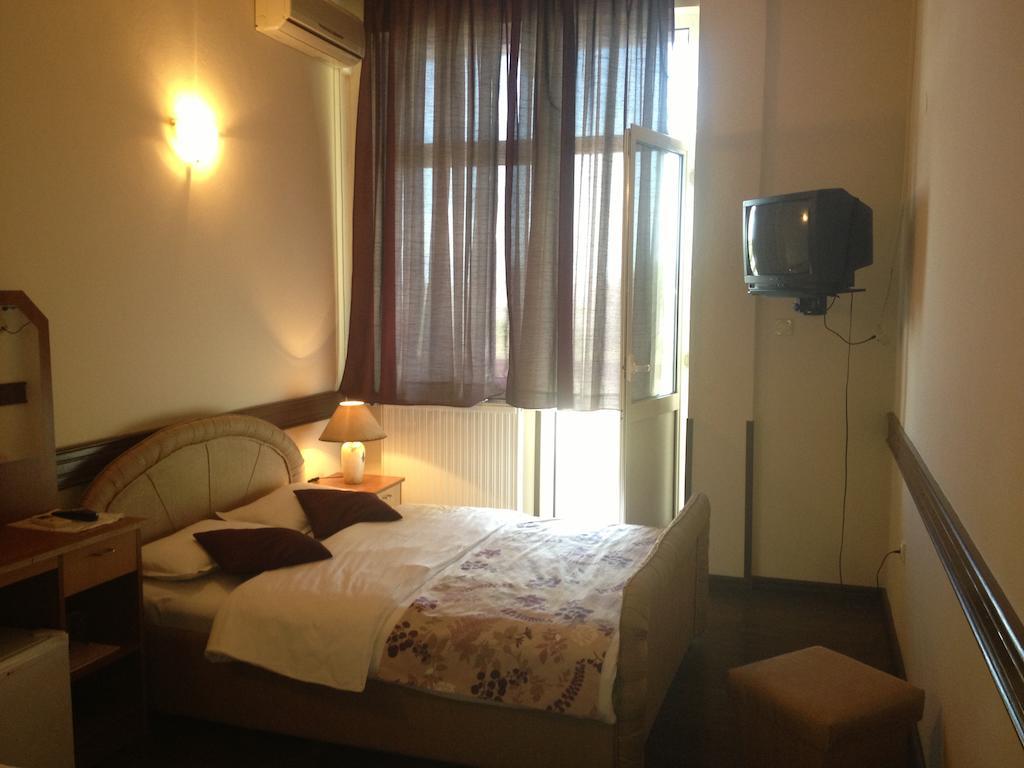 Motel Neno Биелина Экстерьер фото